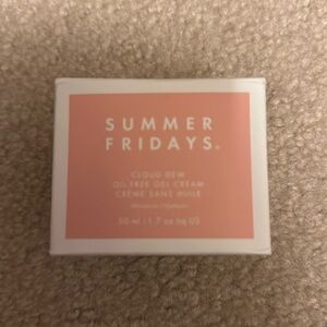Summer Fridays Cloud Dew Oil free gel cream